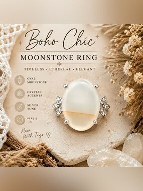 NWT White Moonstone Cabochon Statement Ring Sz 6 W/Crystal Accents Silver Tone